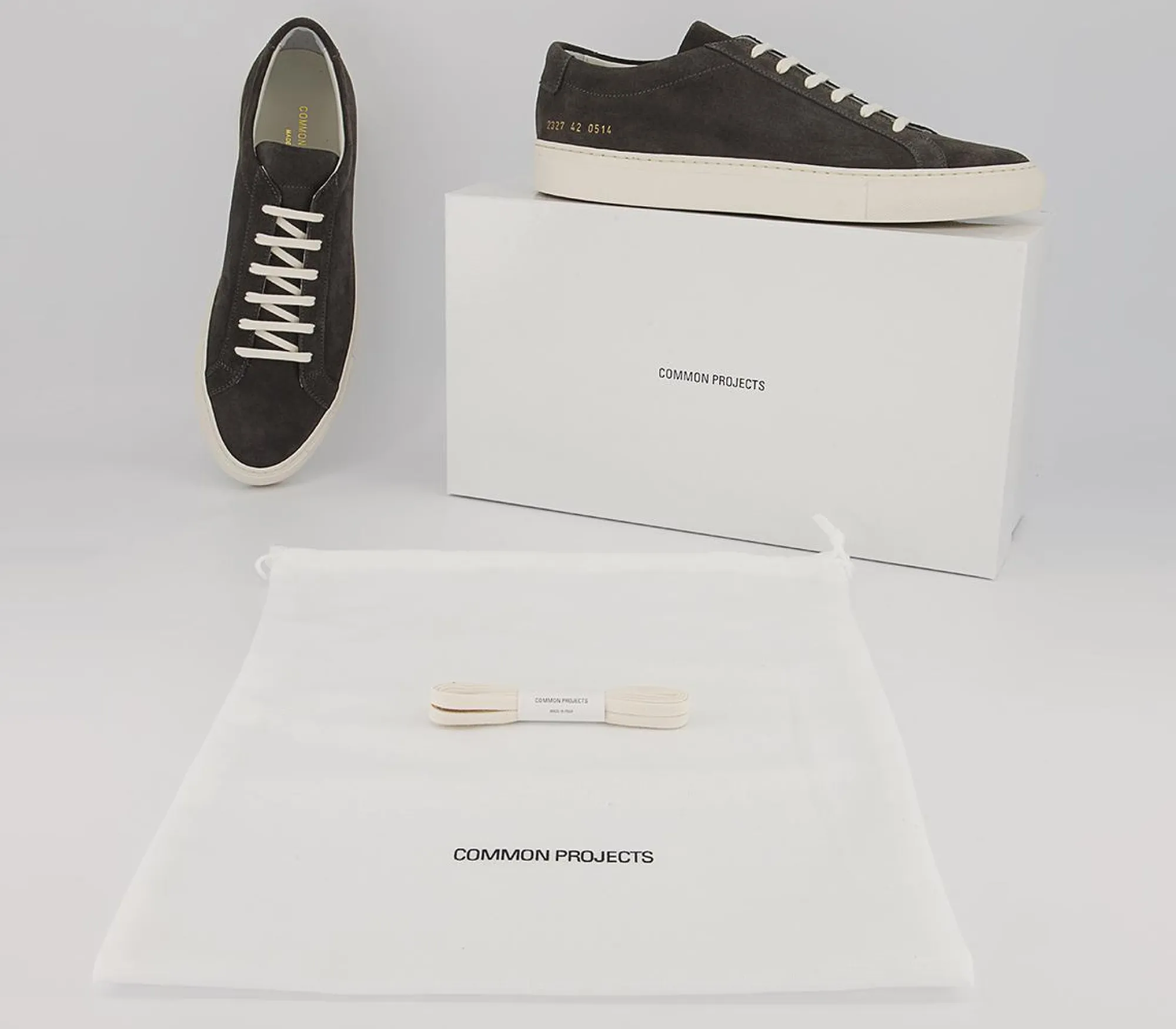 Common Projects Achilles Low Trainers M-Women Premium Trainers