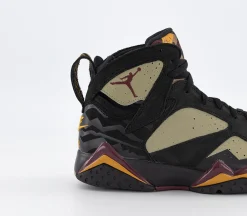 Jordan Air 7 Trainers-Men Basketball Trainers