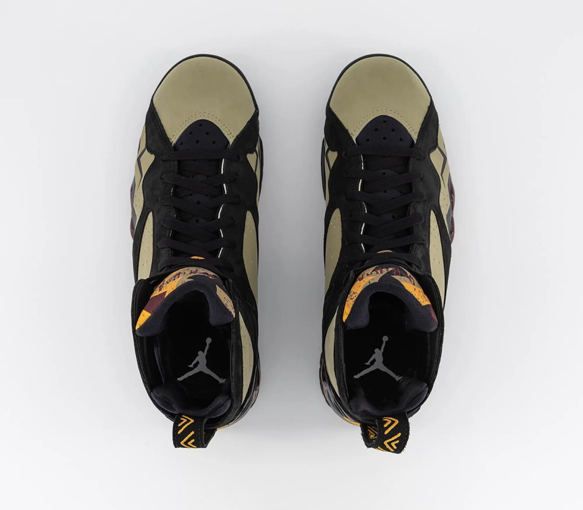 Jordan Air 7 Trainers-Men Basketball Trainers