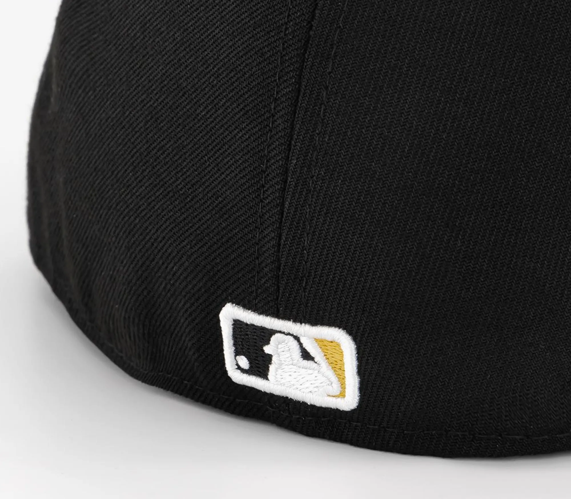 New Era Authentic On Field 59Fifty Cap-Men Clothing & Accessories