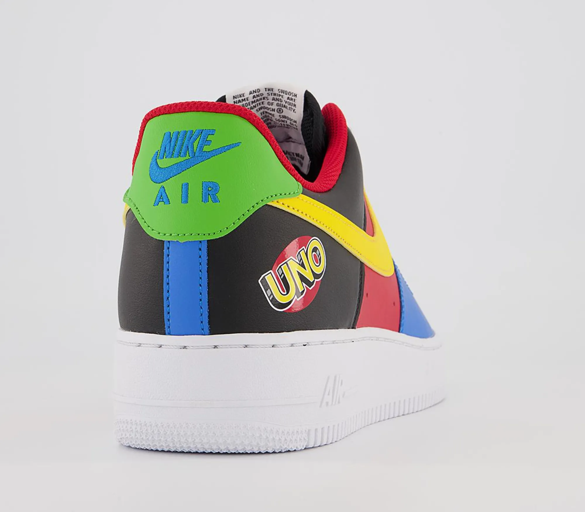 Nike Air Force 1 07 Trainers-Men Classic Trainers