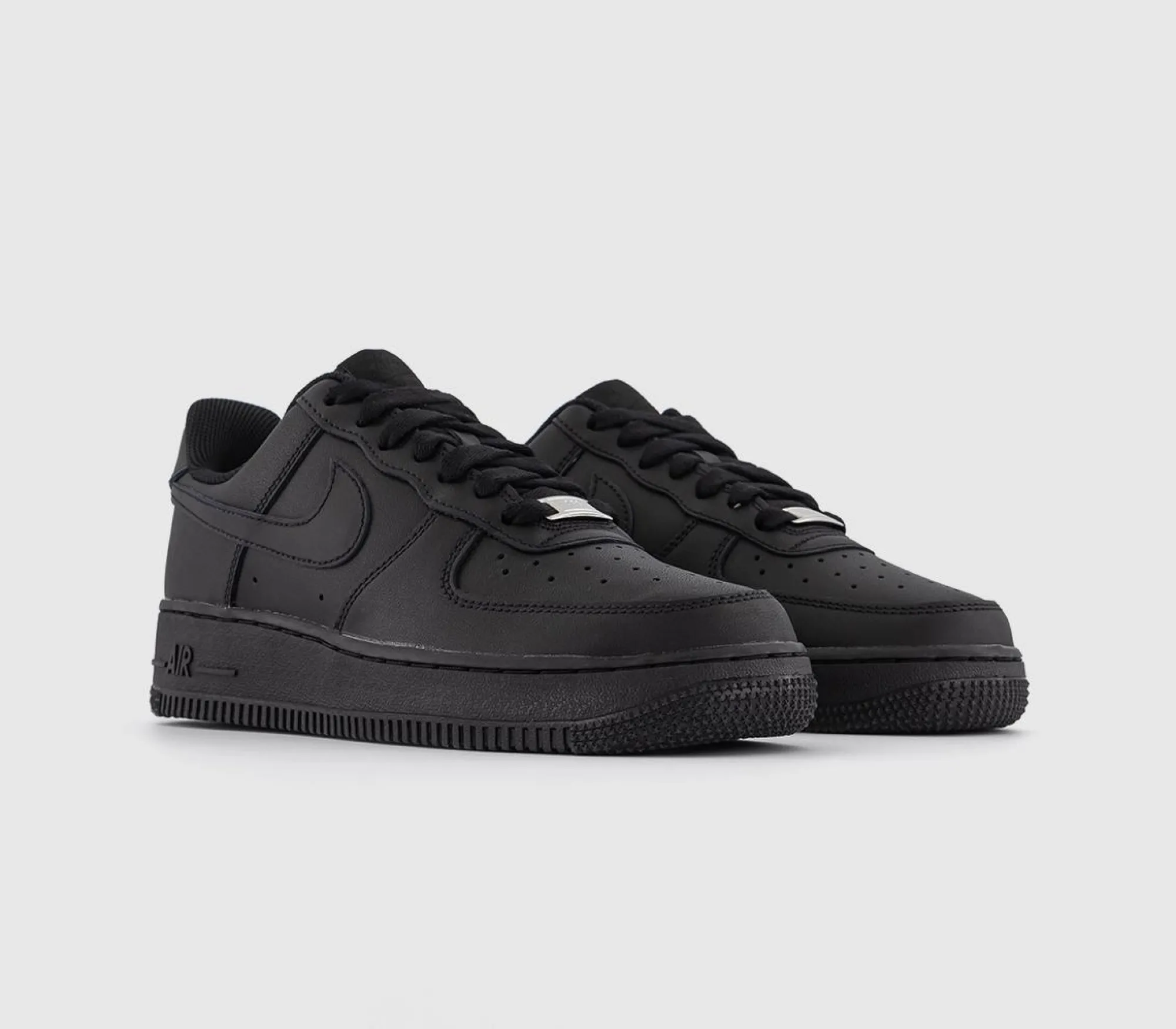 Nike Air Force 1 07 Trainers-Women Classic Trainers