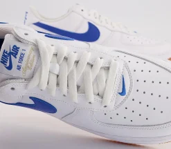 Nike Air Force 1 07 Trainers-Men Classic Trainers