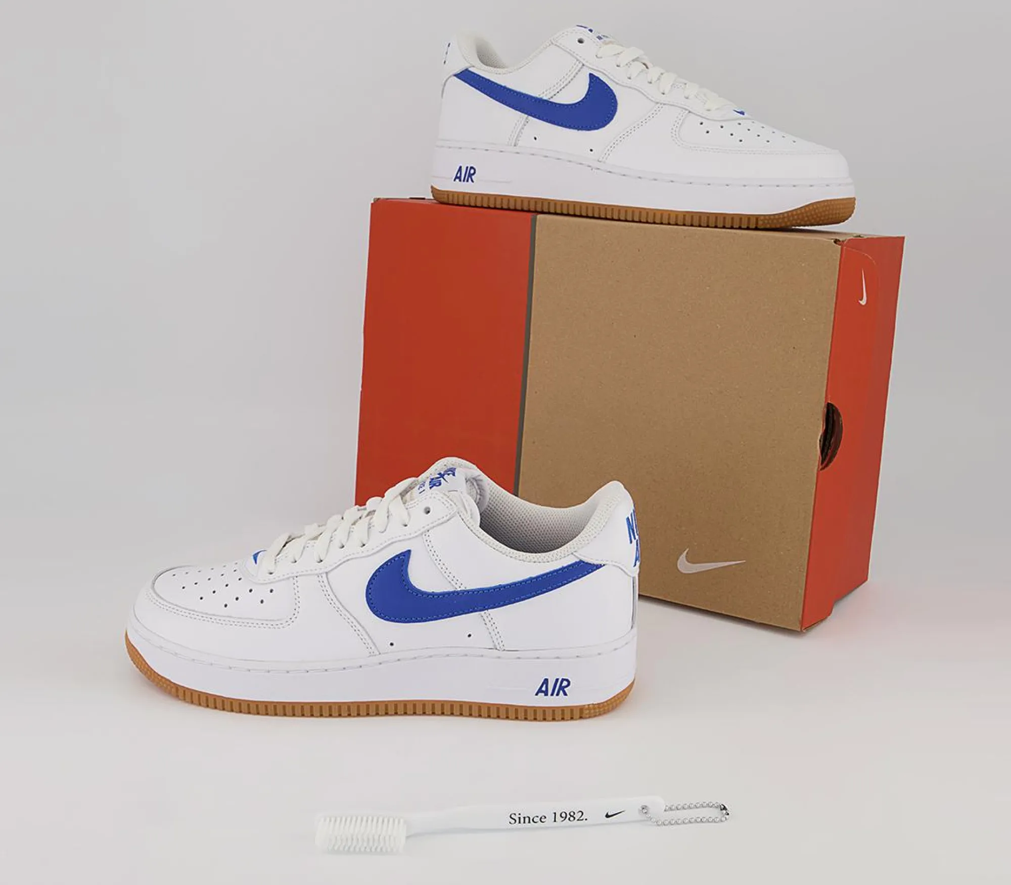Nike Air Force 1 07 Trainers-Men Classic Trainers