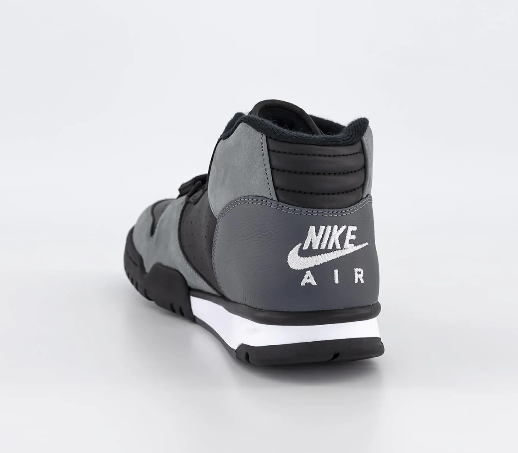 Nike Air Trainer 1-Men Basketball Trainers