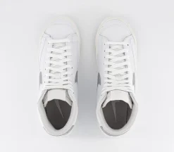 Nike Blazer Mid 77 Trainers-Women Classic Trainers