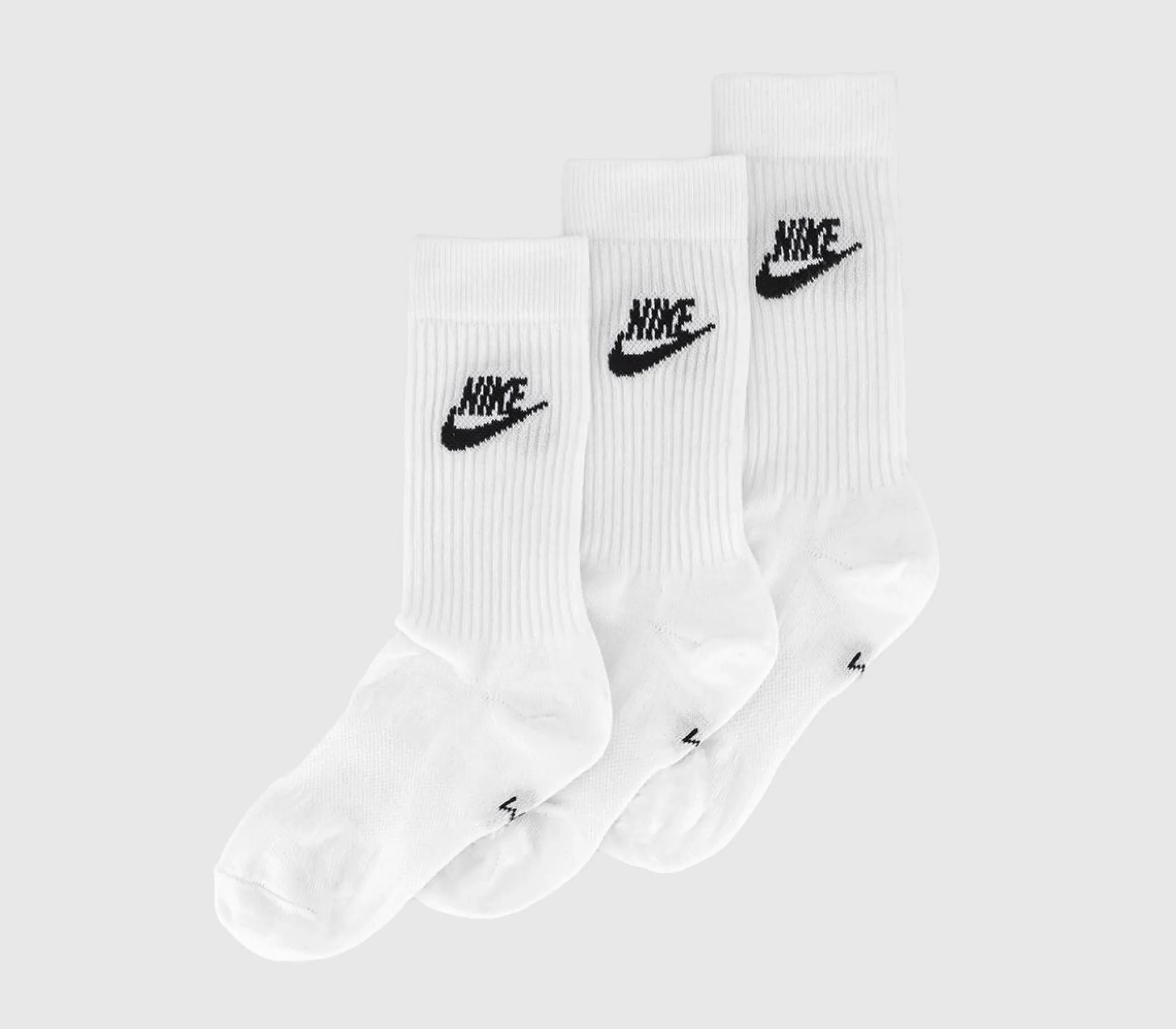 Nike Sports Everyday Essential High 3 Pairs-Men Clothing & Accessories