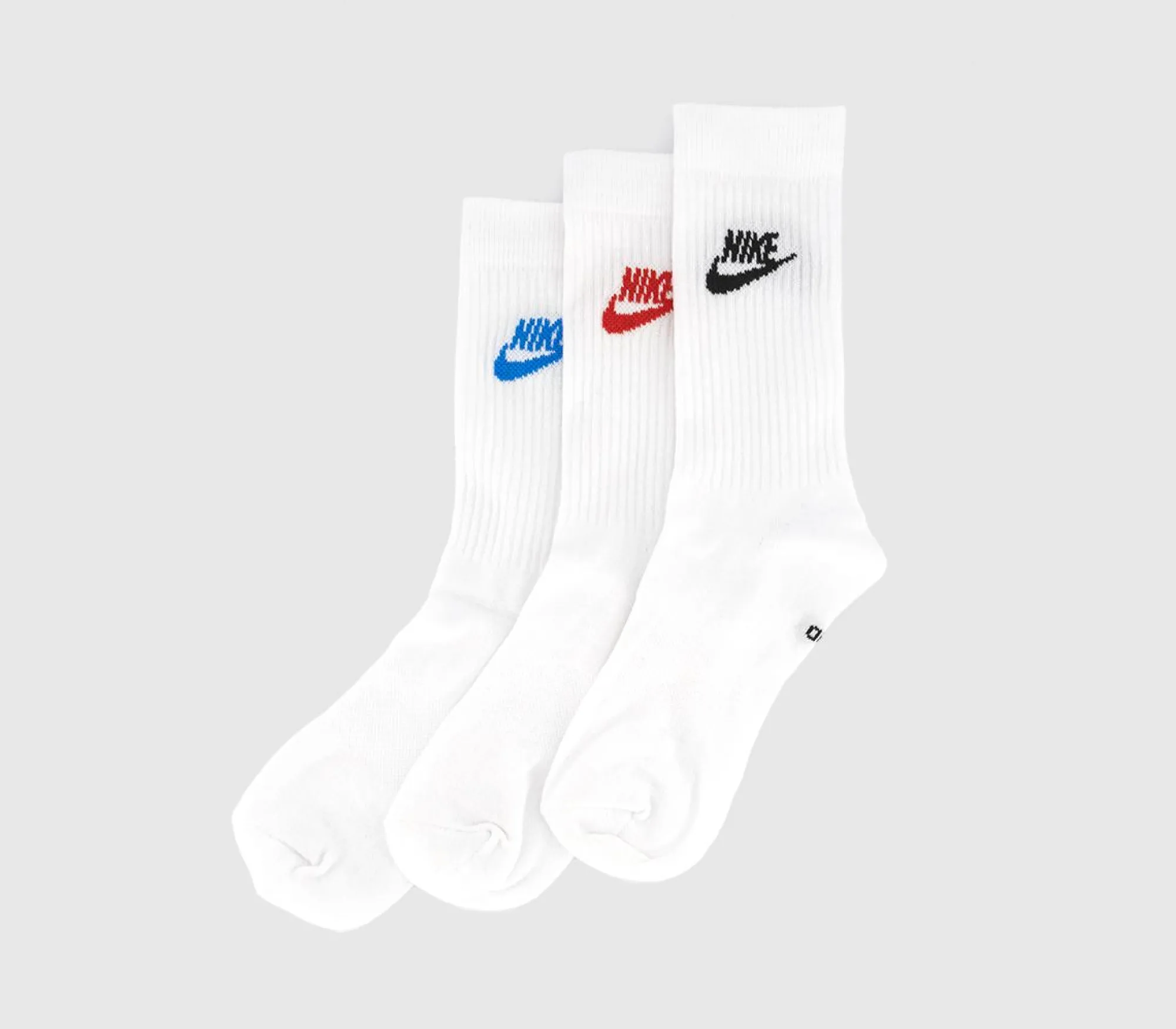 Nike Sports Everyday Essential High 3 Pairs-Men Clothing & Accessories