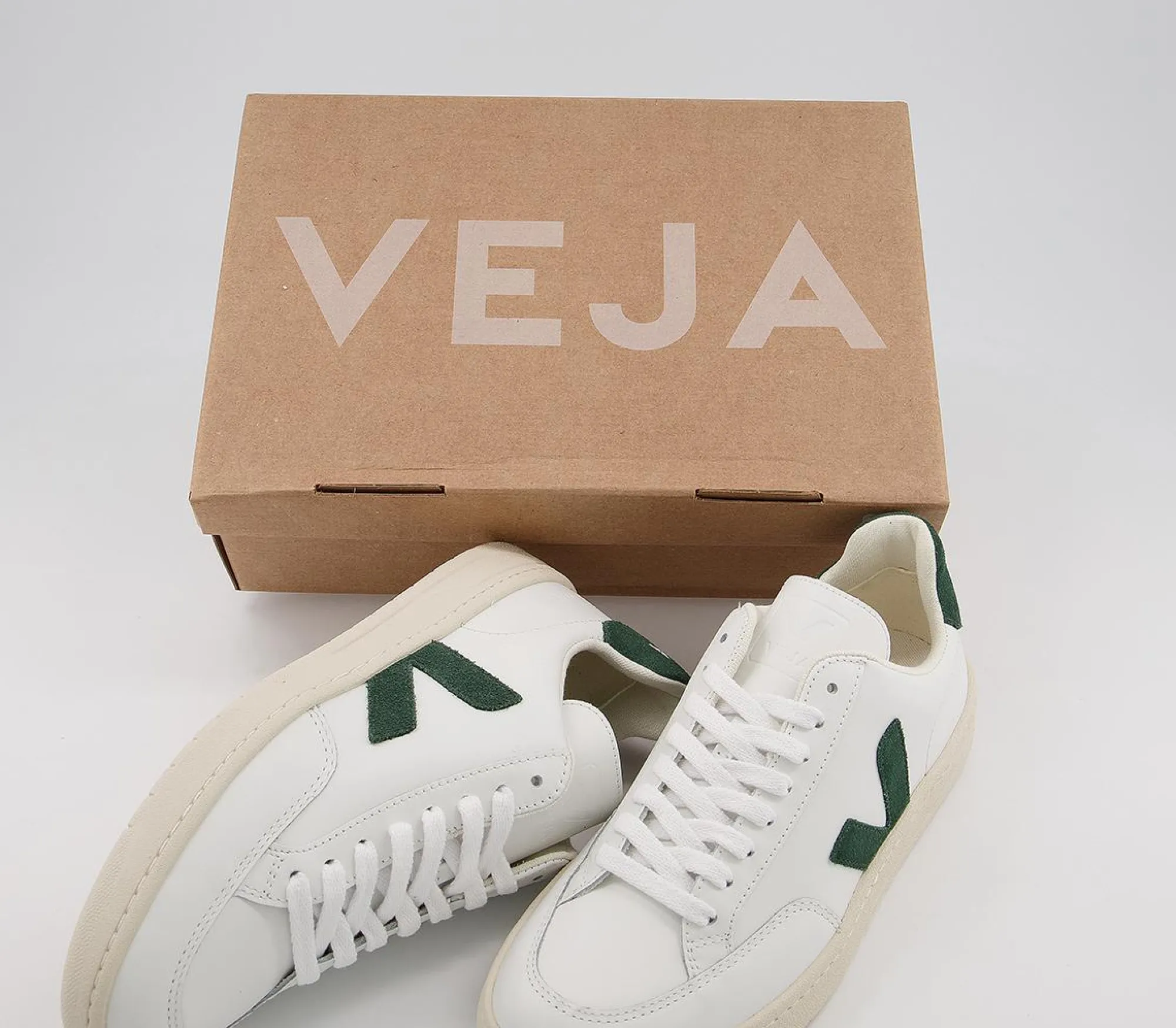 VEJA V-12 Trainers-Women Classic Trainers